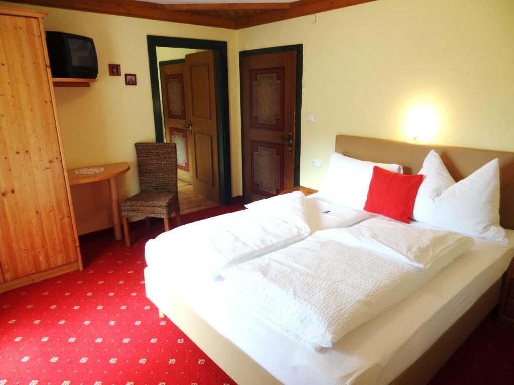 Pension Appartements Reithof St. Johann im Pongau Zimmer foto